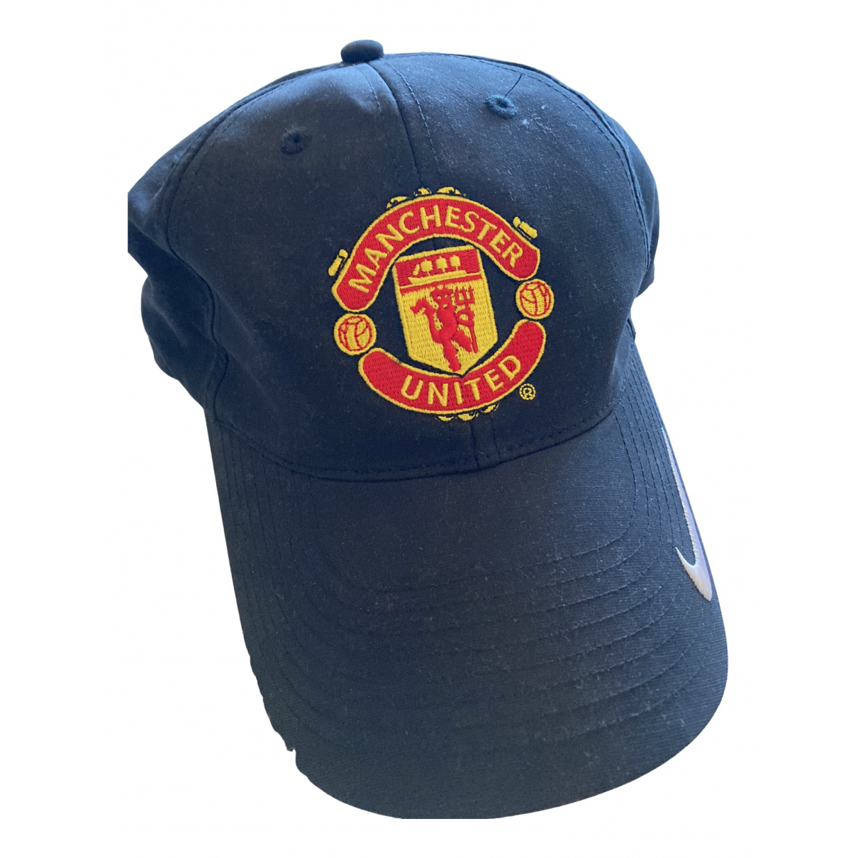 Hat Nike Black size L International in 